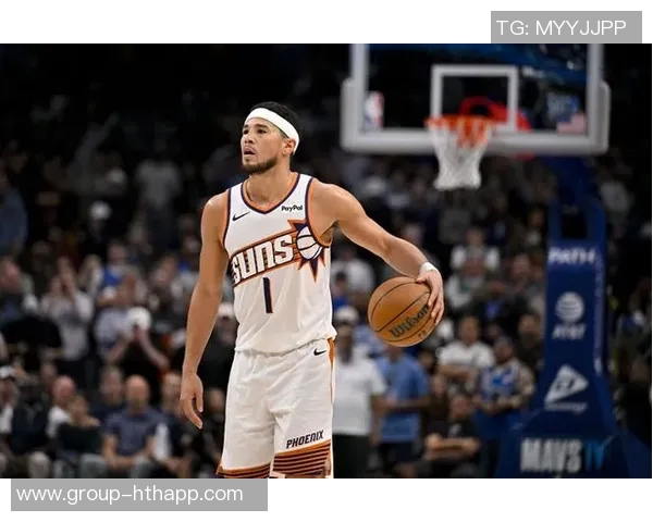 布克强调保持进攻节奏关键在于避免活球失误无论领先与否 布克强调保持进攻节奏关键在于避免活球失误无论领先与否